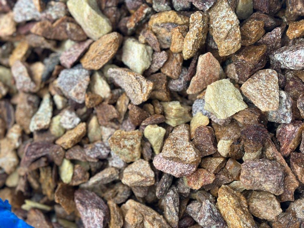 Златолит персиковый декоративная каменная крошка купить в Республике Крым