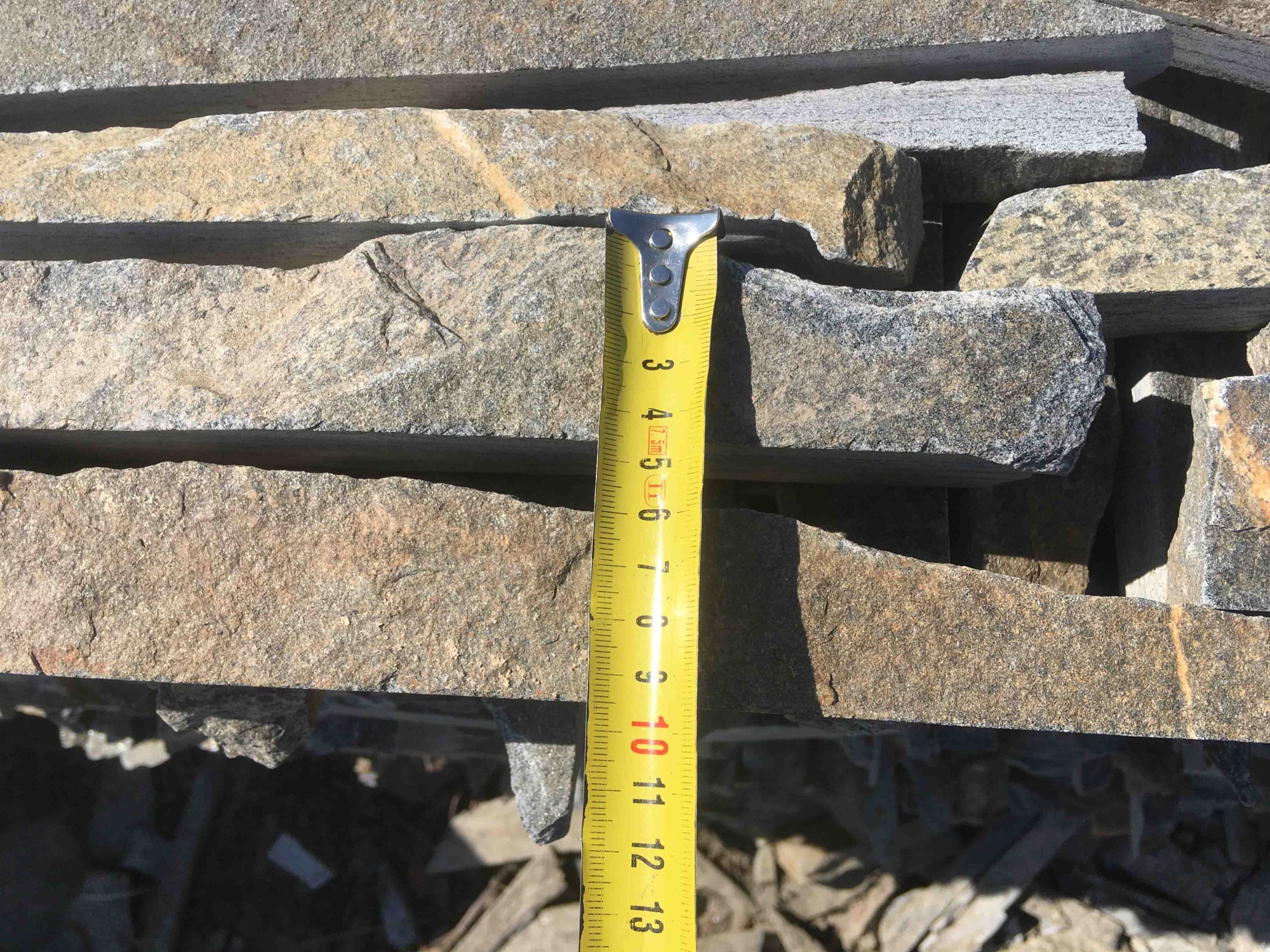 Горбушка златолит мультиколор для облицовки купить в Республике Крым