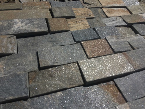 Плитка пилёная златолит Уральский для цоколя, отмостки купить в Республике Крым