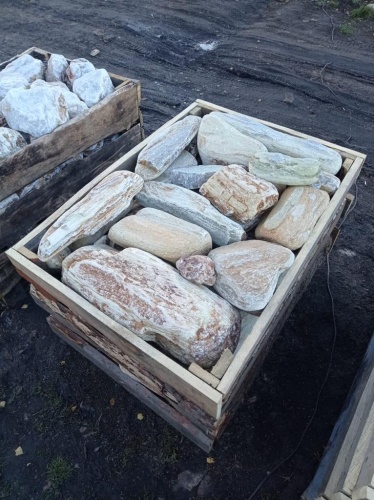 Златолит жёлтый, жёлто-зелёный глыбки и валуны для ланшафтного дизайна купить в Республике Крым