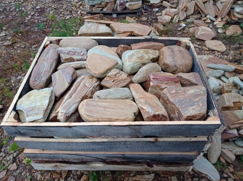 Златолит жёлтый, жёлто-зелёный глыбки и валуны для ланшафтного дизайна купить в Республике Крым